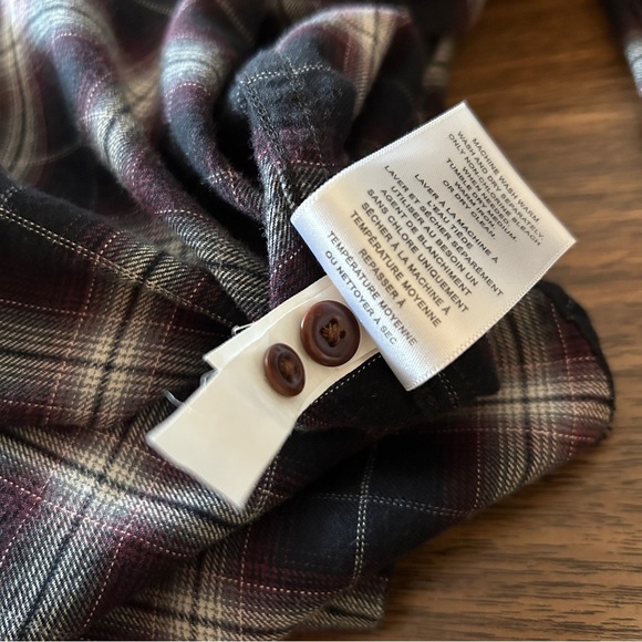 ❤️ Banana Republic Black and Red Plaid Casual 15-15 1/2 Shirt - Picture 7 of 12